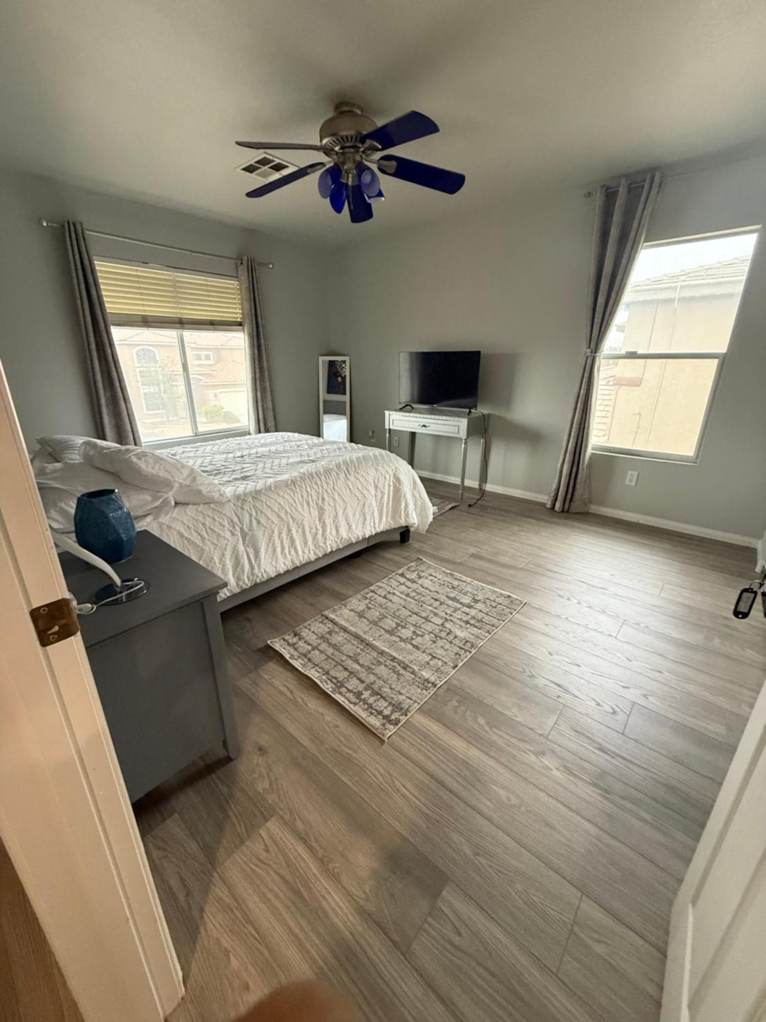Homestay Vegas Spacious Close To Everything *